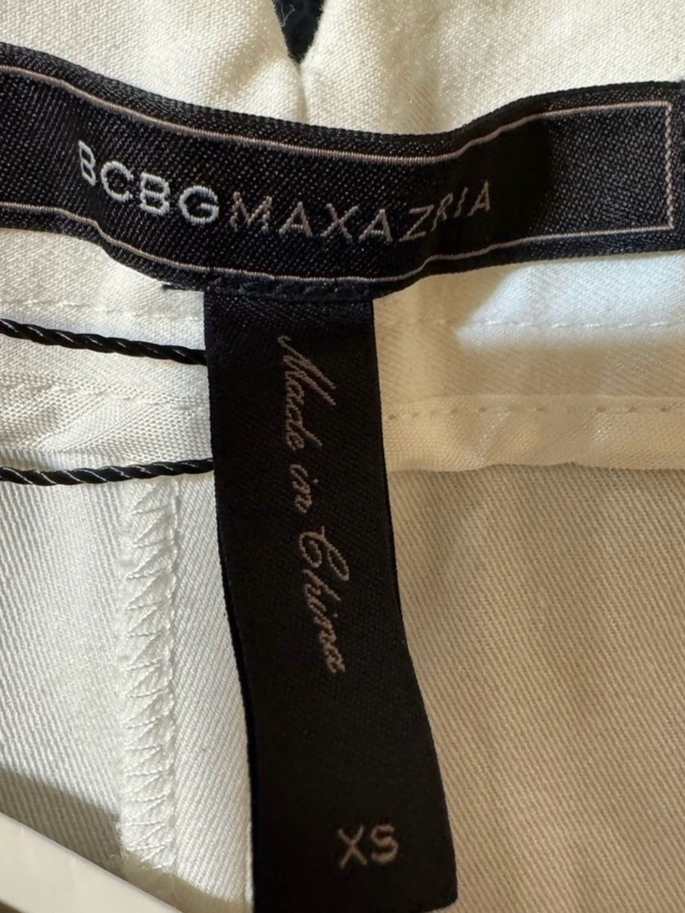 BCBGMaxAzria white flare mid rise Trousers XS - Picture 5 of 6